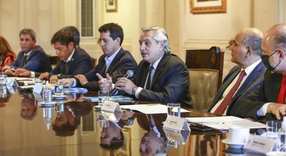 Fernández acatará el fallo de la Corte Suprema y pagará con bonos a Larreta