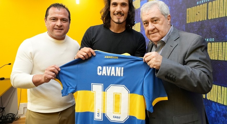 Cavani es oficialmente nuevo futbolista de Boca