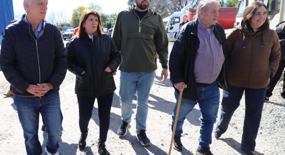 Bullrich y Grindetti Delfino visitaron a transportistas afectados por los saqueos
