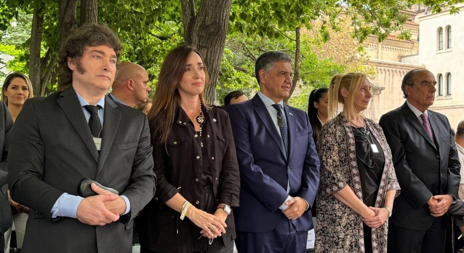 Javier Milei participó del acto por el 32° aniversario del atentado a la embajada de Israel