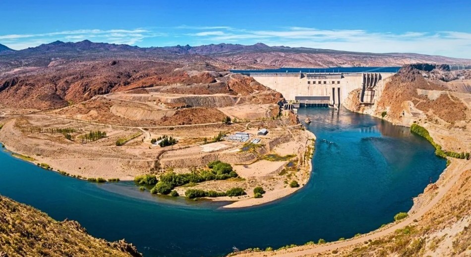 Privatización en el Comahue: el Gobierno preadjudica centrales a Central Puerto, Edison y BML