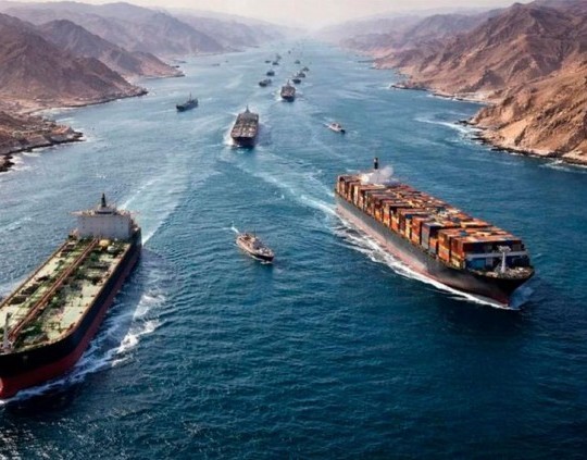 El estrecho de Ormuz se vacía de barcos mientras Irán y EEUU compiten por su control