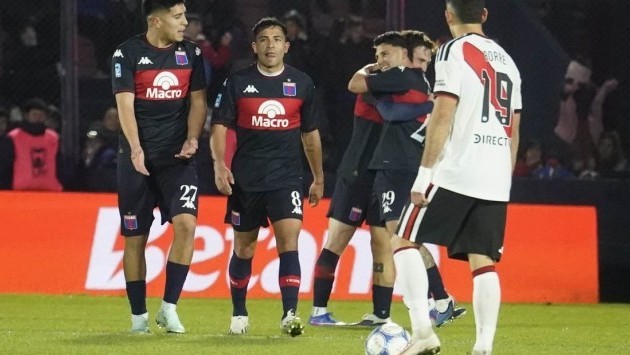 River cayó ante Tigre y acumula seis derrotas consecutivas en el fútbol local