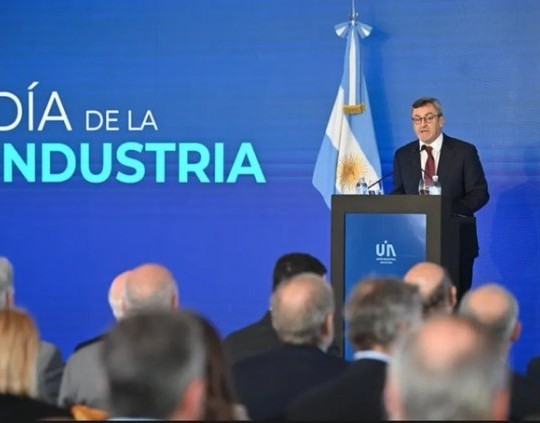 Reclamos de la UIA en el Día de la Industria: 