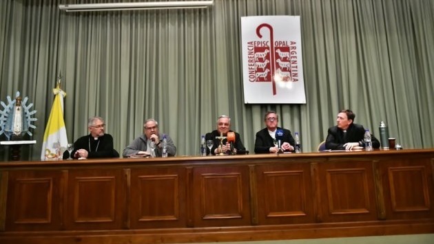 Por la visita de León XIV, el Gobierno dictó feriados del 9 al 11 de noviembre