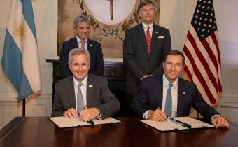 Argentina y EEUU firmaron un histórico acuerdo de inversión de hasta USD 7.000 millones para 2027