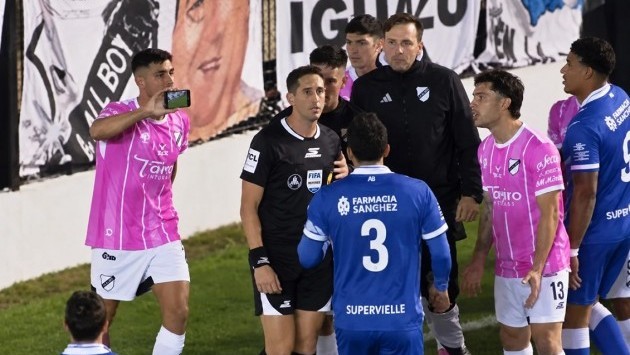 All Boys 0 Godoy Cruz 0: Lamolina anuló un penal mal cobrado '23 después