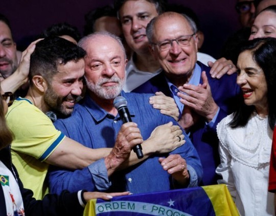 Lula derrotó a Bolsonaro en el balotaje y logró su cuarto mandato como presidente de Brasil