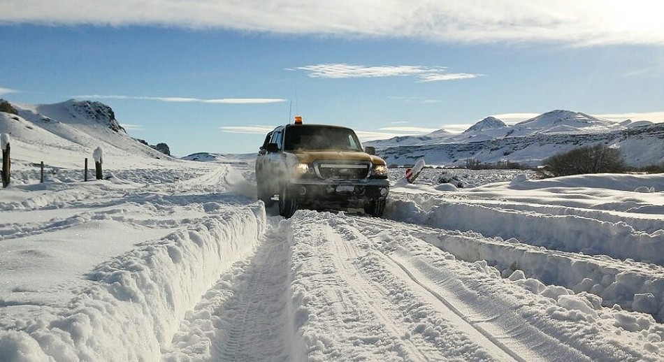 Rescate en Bariloche: pasaron dos noches en una camioneta con 70 centímetros de nieve