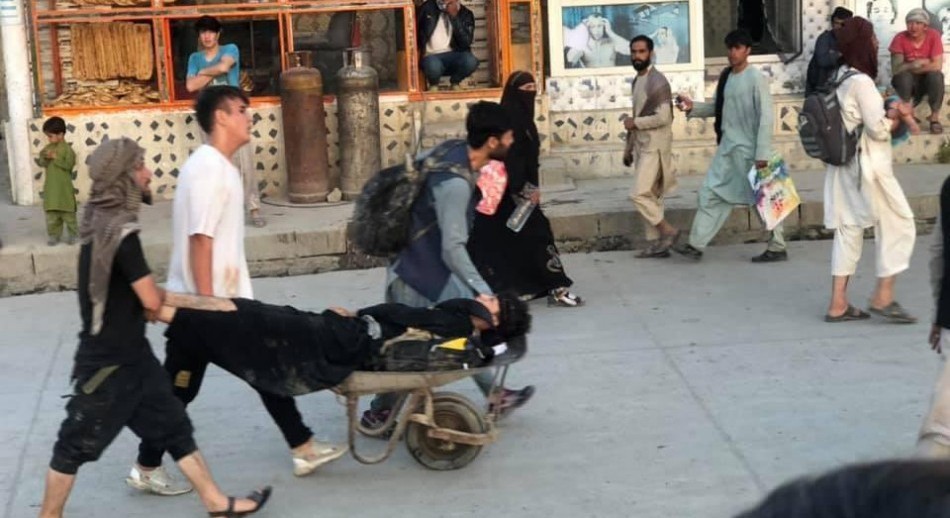 El Estado Islámico de Afganistán se atribuyó los ataques suicidas en Kabul