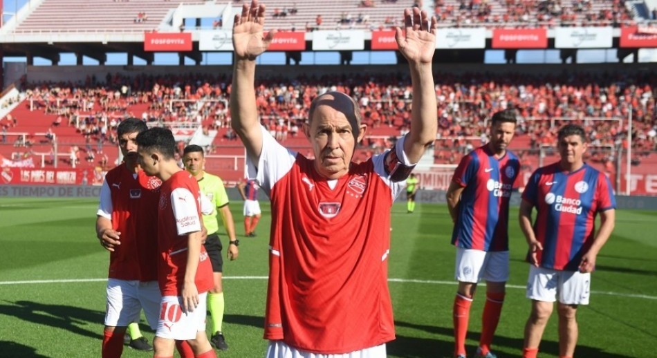 El estadio de Independiente pasó a llamarse Libertadores de América-Ricardo Bochini