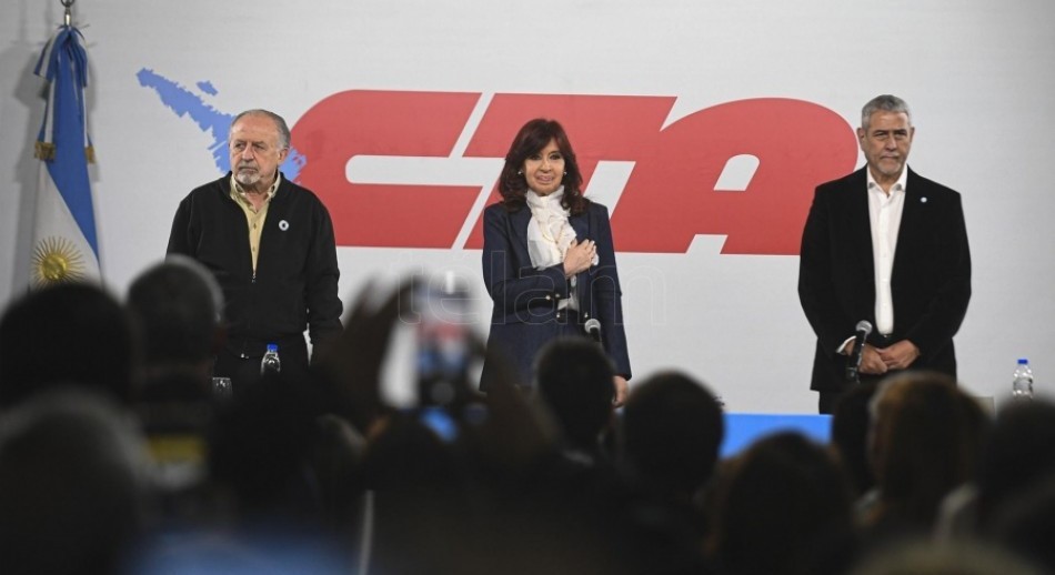 CFK con la CTA: “¿Ganar las elecciones para no cambiar nada? es mejor quedarse en casa