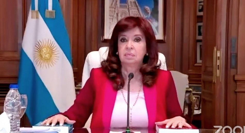 Cristina Kirchner volvió a cargar contra los fiscales de la causa Vialidad